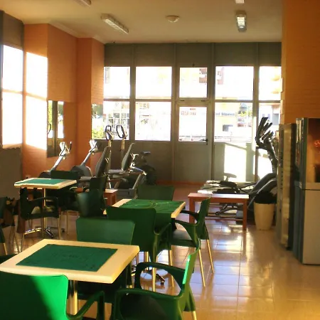 De Vacaciones En Gemelos 22 T1 Benidorm
